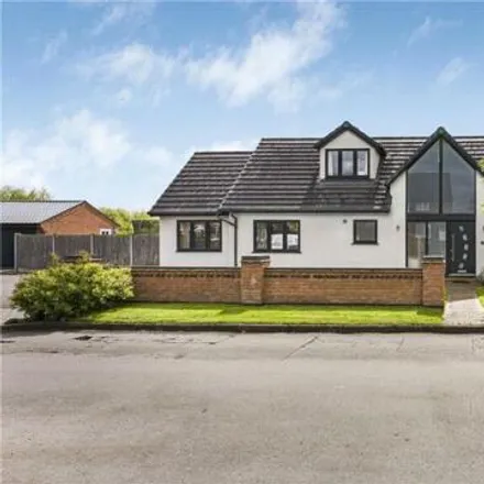 Buy this 5 bed house on Brook End in Fazeley, B78 3RS