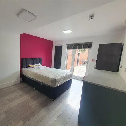 Rent this 1 bed room on Twyford Abbey Road in London, NW10 7HJ