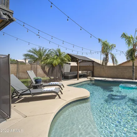 Rent this 3 bed house on 2215 East Taro Lane in Phoenix, AZ 85024
