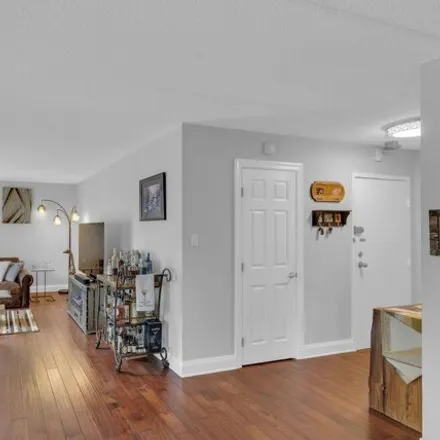 Image 8 - 382 West Montgomery Avenue, Haverford, Lower Merion Township, PA 19041, USA - Condo for sale