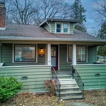 Image 1 - 1850 Jackson Avenue, Ann Arbor, MI 48103, USA - House for sale