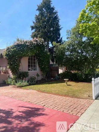 Image 8 - 819 North Claremont Street - House for rent