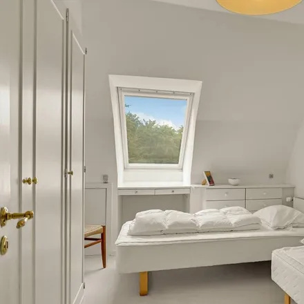 Rent this 5 bed house on Kværndrup in Banepladsen, 5772 Kværndrup
