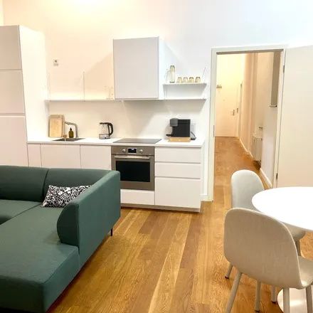 Rent this 2 bed apartment on Bismarckstraße 26 in 50672 Cologne, Germany