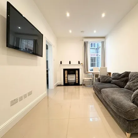 Image 3 - Rushcroft Road, London, SW2 1LQ, United Kingdom - Apartment for rent