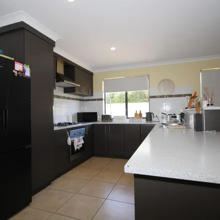 Image 6 - Verbena Boulevard, Glen Iris WA 6229, Australia - Apartment for rent