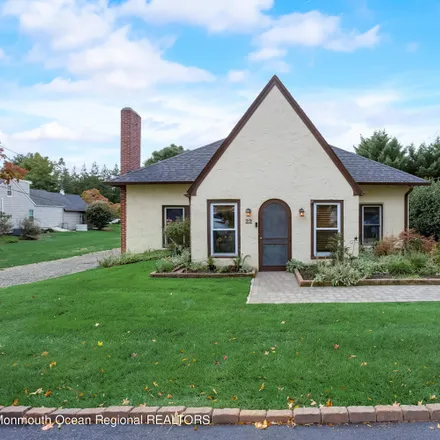 Buy this 3 bed house on 22 Kings Highway in Town Brook, Middletown Township