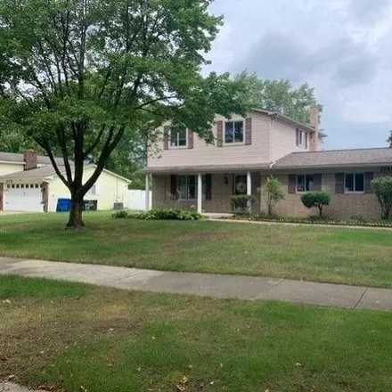 Rent this 3 bed house on 2745 Campbellgate in Waterford Township, MI 48329