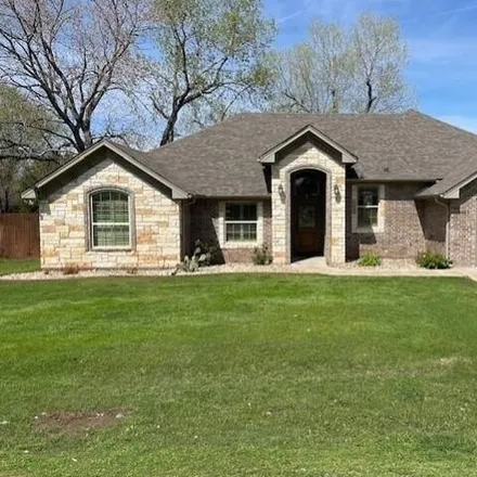 Buy this 4 bed house on 3963 East Chippewa Trail in Hood County, TX 76048