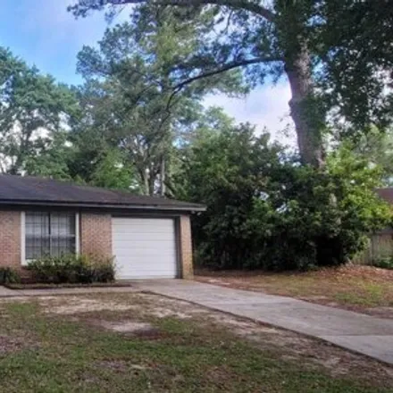 Rent this 3 bed house on 8898 Pembroke Court North in Leon County, FL 32311