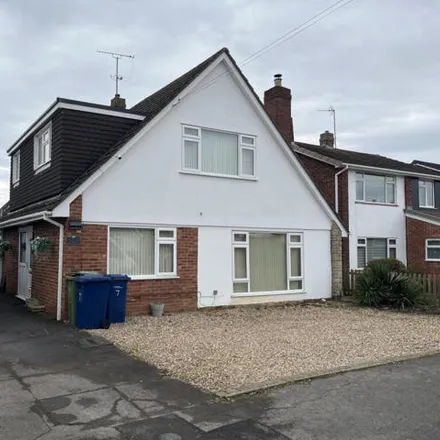 Buy this 4 bed house on Moulder Road in Tewkesbury, GL20 8EB