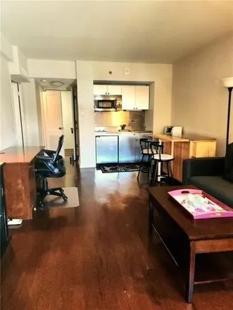 Image 3 - 1232 Camp Street, New Orleans, LA 70103, USA - Condo for rent