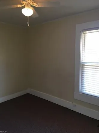 Image 3 - 16 West Windsor Boulevard, Windsor, VA 23487, USA - House for rent