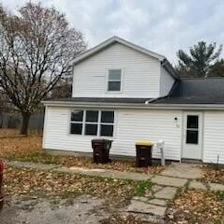 Buy this 3 bed house on 332 South Sycamore Street in Marshall, MI 49068