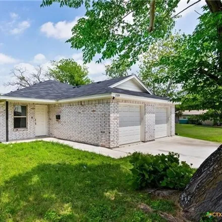Rent this 3 bed house on 1113 Massey Street in Killeen, TX 76541
