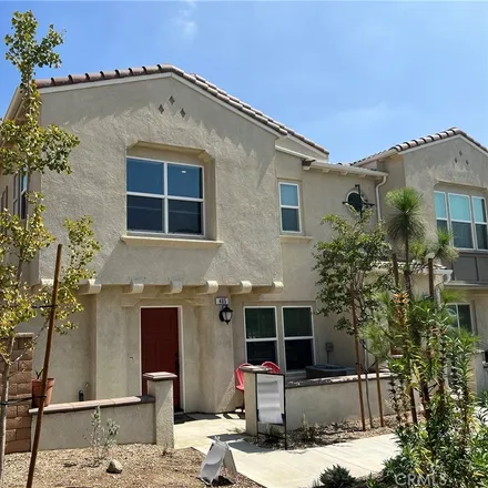 Buy this 3 bed loft on 7155 Citrus Avenue in Fontana, CA 92336