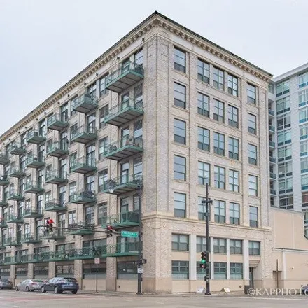 Rent this 1 bed condo on 1801 South Michigan Avenue in Chicago, IL 60616