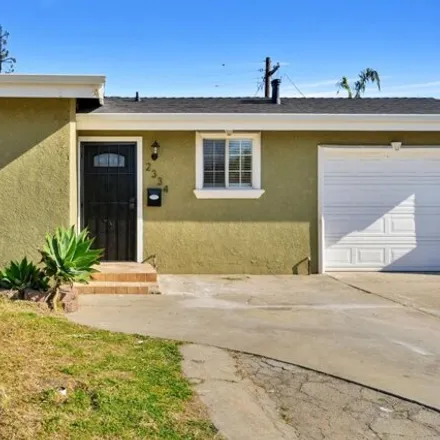 Image 5 - 2344 West Andrews Avenue, Fresno, CA 93705, USA - House for sale