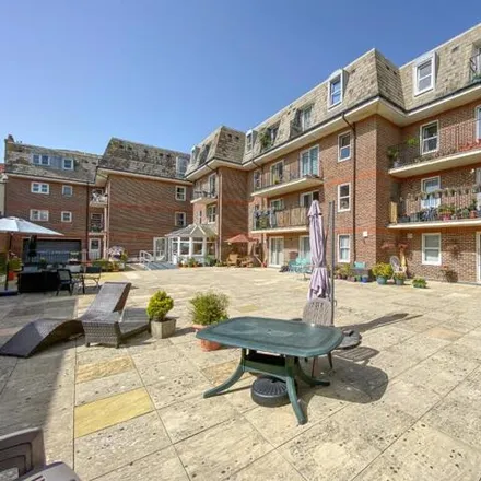 Buy this 2 bed apartment on College Court in Eastern Road, Brighton