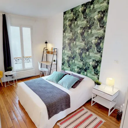 Rent this 6 bed room on 56 rue d'Auteuil