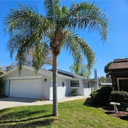 Buy this 2 bed house on 11446 West Clubview Drive in Citrus County, FL 34448