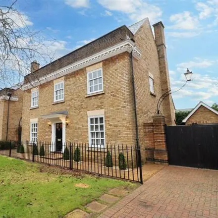 Buy this 5 bed house on Petworth Close in Great Notley, CM77 7XS