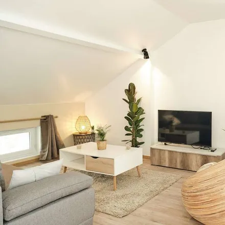 Image 6 - 40180 Saugnac-et-Cambran, France - Apartment for rent