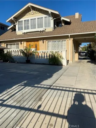 Buy this 7 bed house on Hobart Boulevard in Los Angeles, CA 90027