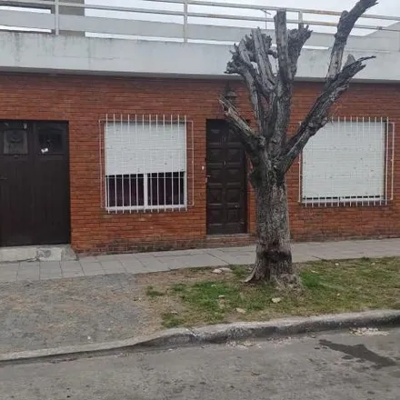 Buy this 5 bed house on Condarco 2394 in Quilmes Este, B1879 BTQ Quilmes