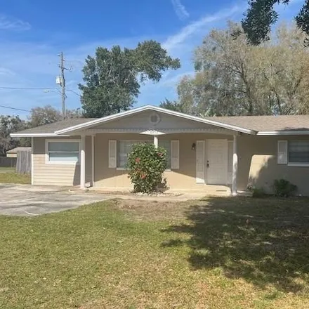 Buy this 2 bed house on 6932 Fern Circle in Lake County, FL 34748