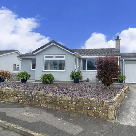 Buy this 3 bed house on 1 Reens Crescent in Heamoor, TR18 3HW