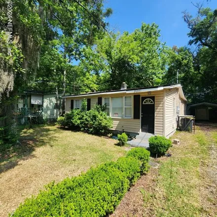 Rent this 3 bed house on 3341 Dignan Street in Murray Hill, Jacksonville