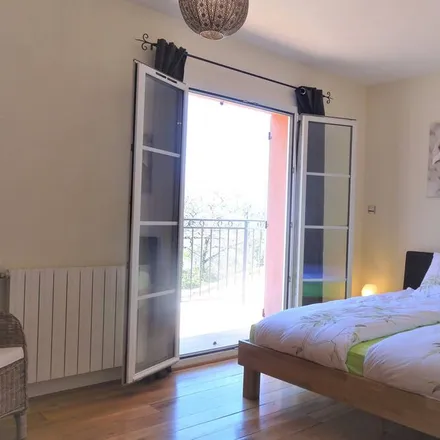 Rent this 3 bed house on 30200 Vénéjan