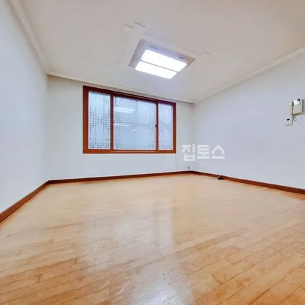Rent this 3 bed apartment on 서울특별시 도봉구 방학동 644-6