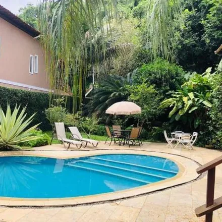 Rent this 4 bed house on Rua Antônio Augusto da Paz 391 in Piratininga, Niterói - RJ