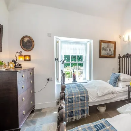Rent this 2 bed townhouse on Llanddaniel Fab in LL61 6DQ, United Kingdom
