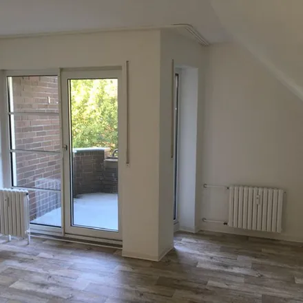 Rent this 3 bed apartment on Schulstraße 146 in 59192 Bergkamen, Germany