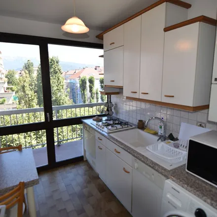 Image 5 - 3 Rue de Londres, 38000 Grenoble, France - Apartment for rent