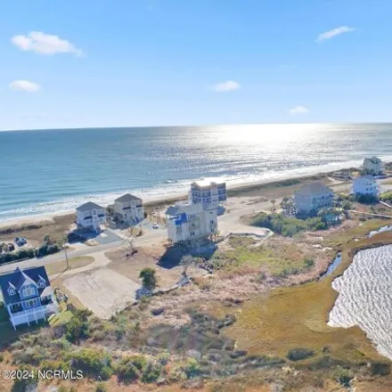 Image 8 - 713 New River Inlet Road, North Topsail Beach, NC 28460, USA - House for sale