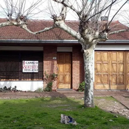 Buy this 3 bed house on Entre Ríos 1014 in Quilmes Este, Quilmes