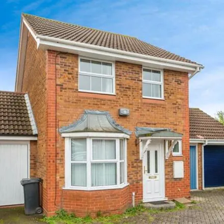Buy this 3 bed house on 4 Dunster Close in Worcester, WR4 0EQ