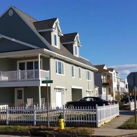 Rent this 3 bed house on 213 12th Street North in Brigantine, NJ 08203