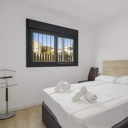 Rent this 3 bed apartment on Spain Homes in Calle El Montículo, 8