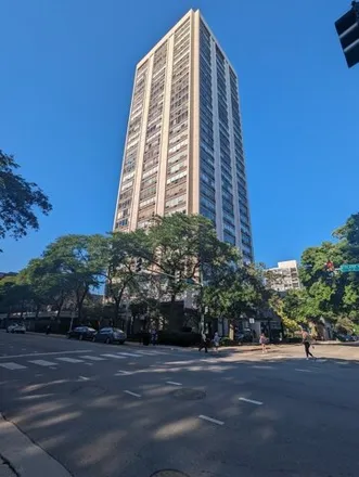 Buy this 1 bed condo on 1525 North Clark Street in Chicago, IL 60610