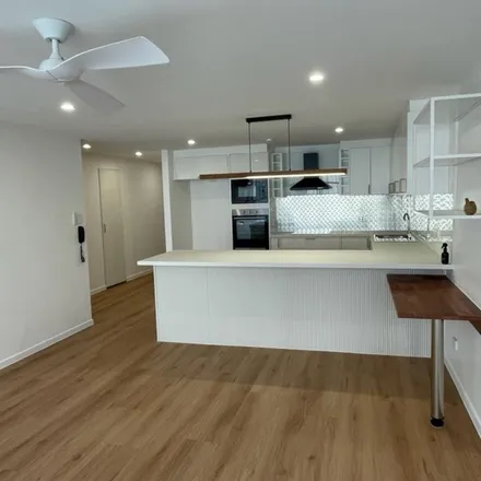 Image 2 - Centrepoint Resort Apartments, 67 Ferny Avenue, Surfers Paradise QLD 4217, Australia - Apartment for rent