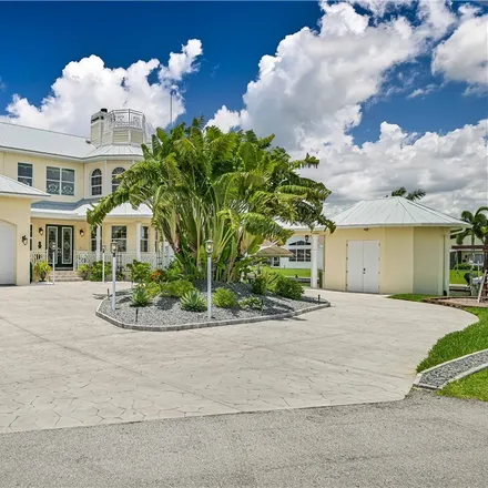 Image 1 - 3102 Southeast 22nd Avenue, Cape Coral, FL 33904, USA - House for sale