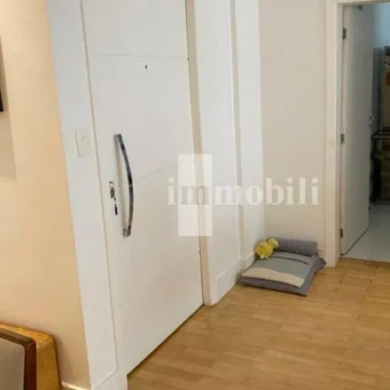 Buy this 3 bed apartment on Rua Conselheiro Brotero 816 in Santa Cecília, São Paulo - SP