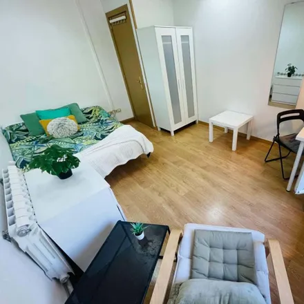 Rent this 9 bed room on Plaza Santa Bárbara in 9, 28004 Madrid