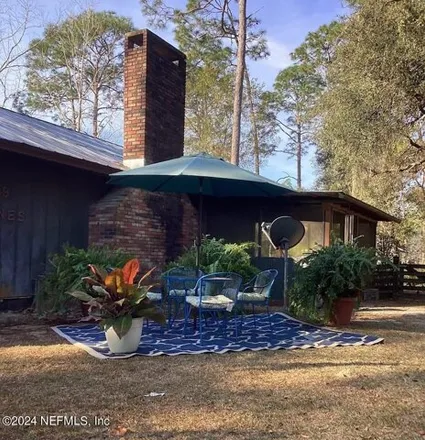 Buy this 2 bed house on 144 Penner Pond Lane in Putnam County, FL 32134