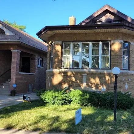 Buy this 3 bed house on 8235 South Luella Avenue in Chicago, IL 60617